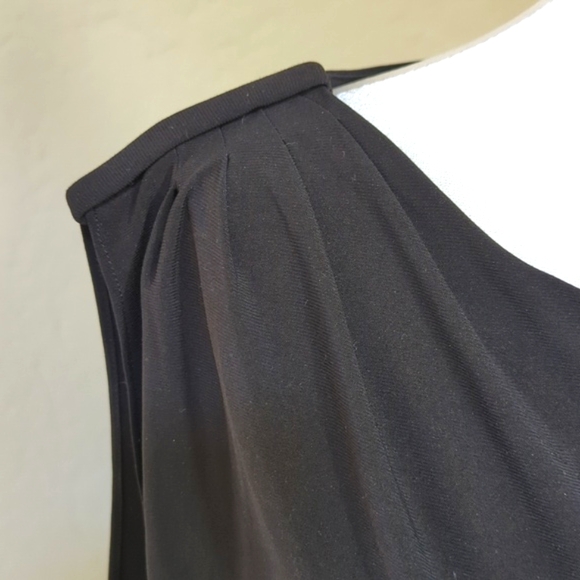 WHBM Black Sleeveless Gathered Shoulder Boat Neck Top Size LP - Picture 3 of 7